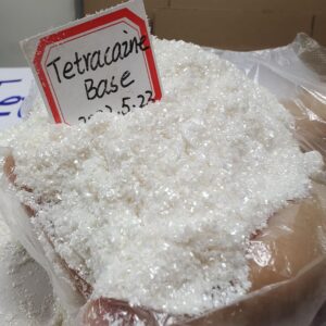 Tetracaine base powder